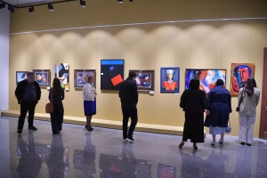 Асахьаҭыхҩы, аскульптор Нугзар Логәуа ииубилеитә цәыргақәҵа аатит Аҟәа