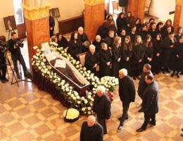 Даур Кове почтил память общественного и государственного деятеля, кавалера ордена «Ахьдз-Апша» II степени, поэта Владимира Зантария