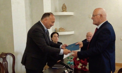 В Министерстве культуры прошло официальное вручение «Ахьдз-Апша» III степени Борису Чолария