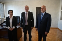 Президент Абхазии Бадра Гунба представил коллективу Министерства культуры нового руководителя Даура Кове