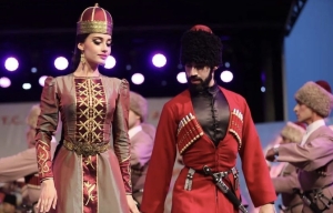 Даур Кове поздравил Государственный академический ансамбль народного танца Адыгеи «Нальмэс» с 85-летием