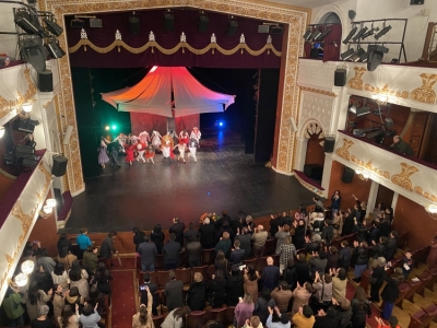 Состоялась премьера комедийного  спектакля  «Госпожа министерша»Государственного молодежного театра