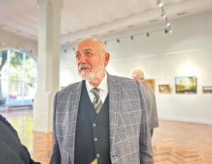 Персональная выставка Геннадия Барциц открылась в Абхазии