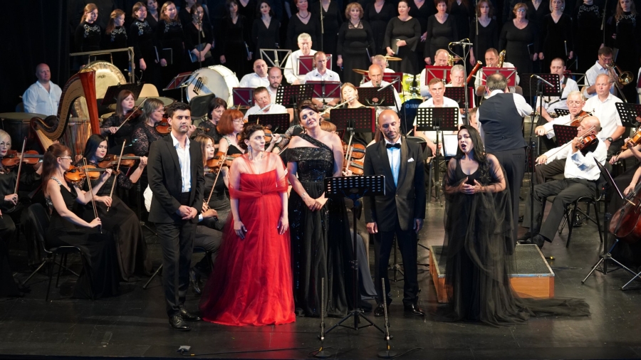 II Международный оперный фестиваль «Opera Viva» открылся в Сухуме