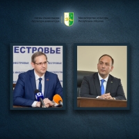 Виталий Игнатьев поздравил Даура Кове с назначением на должность министра культуры Абхазии